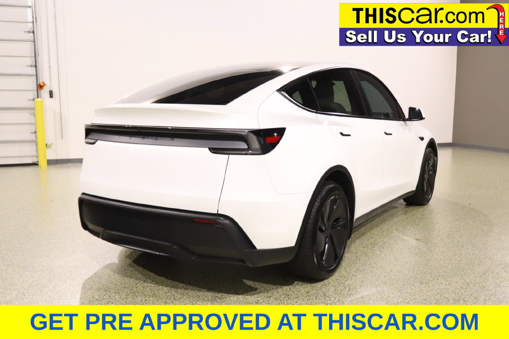 Used 2026 Tesla Model Y 2WD image 9