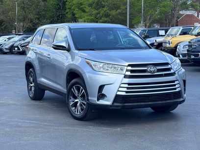 Used 2019 Toyota Highlander LE