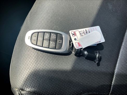 Used 2023 Hyundai Tucson Limited image 12