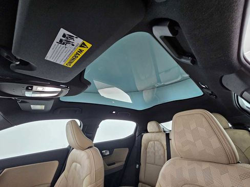 Used 2022 Polestar Polestar 2 w/ Plus Package image 23