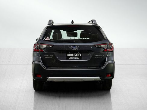 Used 2025 Subaru Outback Touring XT image 4