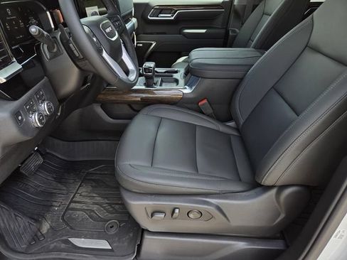 New 2026 GMC Sierra 1500 Elevation w/ Elevation Premium Package AWD/4WD image 23