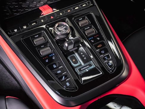 New 2025 Aston Martin DBX 707 image 30