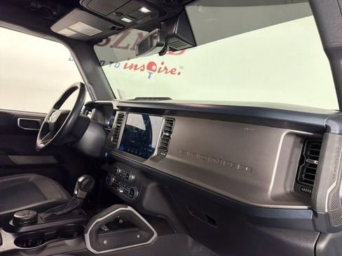 Used 2023 Ford Bronco Outer Banks AWD/4WD image 17