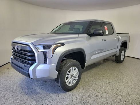 New 2025 Toyota Tundra SR5 image 3