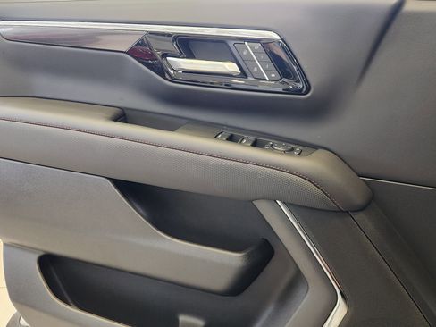 New 2025 Chevrolet Suburban RST w/ RST Capability Package image 17