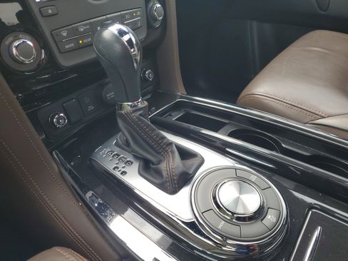 Used 2020 Nissan Armada Platinum w/ Platinum Reserve Package image 29