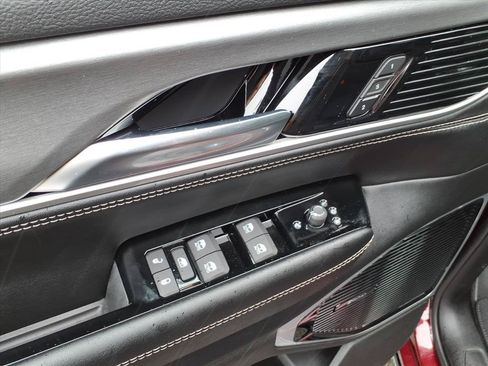 New 2026 Jeep Grand Wagoneer Limited AWD/4WD image 18
