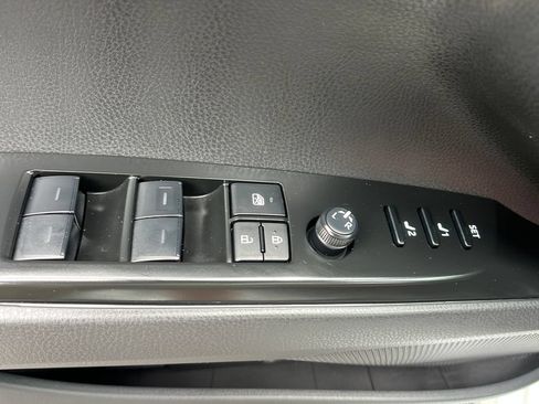 Used 2026 Toyota Camry XSE w/ Premium Package AWD/4WD image 12