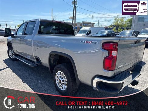 Used 2025 Chevrolet Silverado 2500 LT w/ Convenience Package AWD/4WD image 3