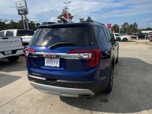 Certified 2023 GMC Acadia SLE w/ Driver Convenience Package image 12