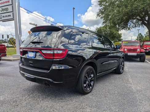 Used 2024 Dodge Durango SXT w/ SXT Blacktop Group AWD/4WD image 4