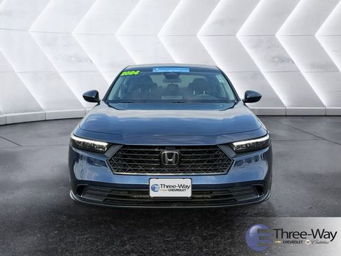Used 2024 Honda Accord EX image 8