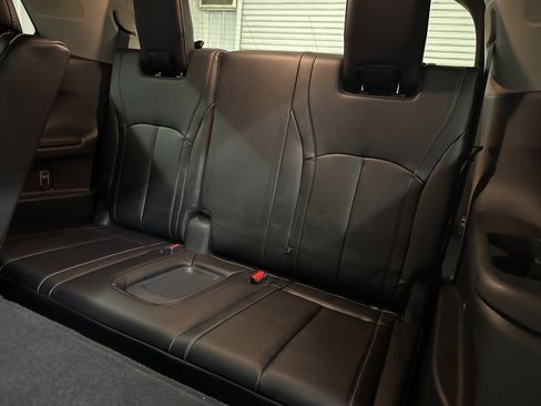 Certified 2024 INFINITI QX60 Luxe image 34