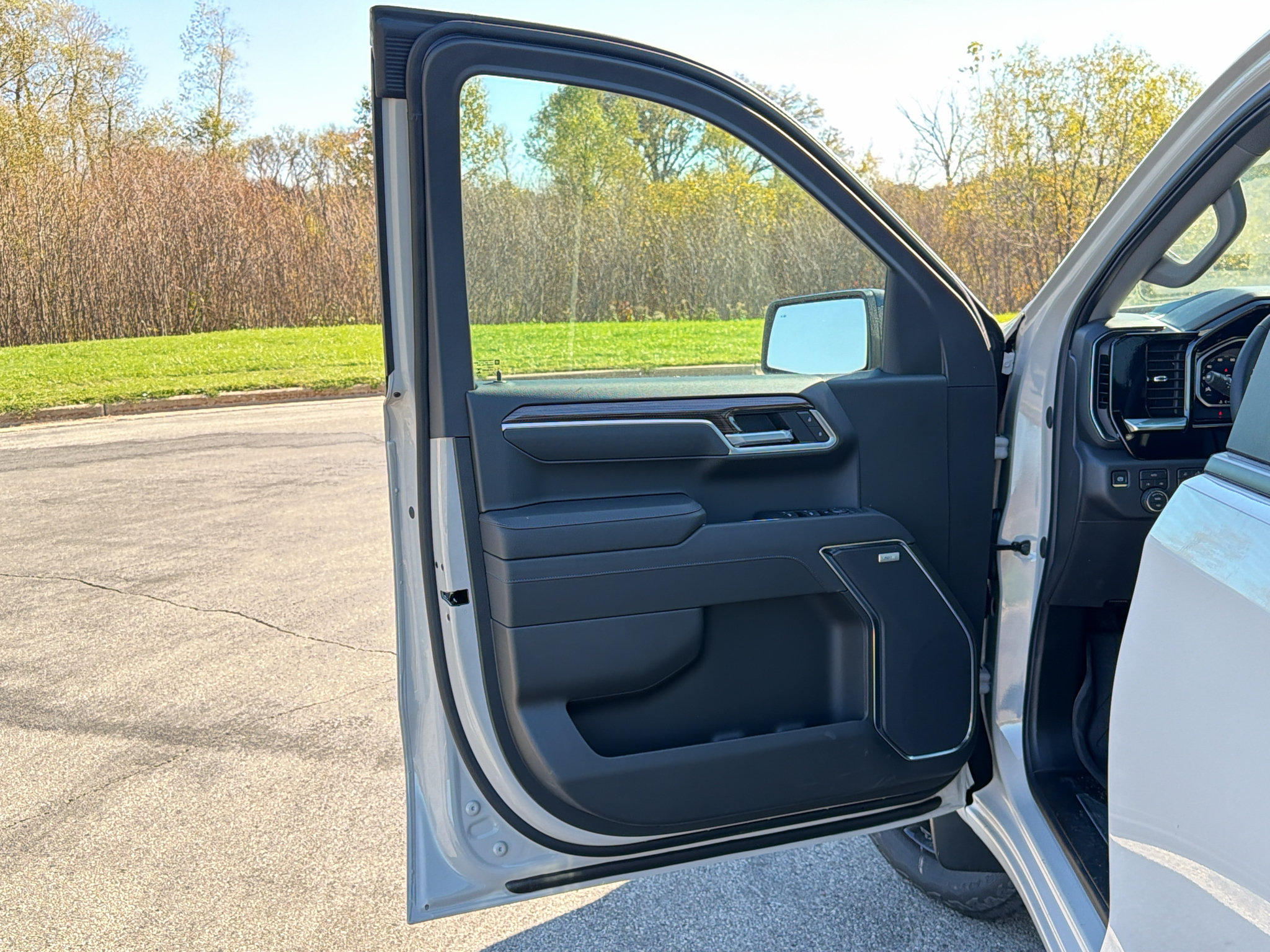 New 2026 Chevrolet Silverado 1500 RST w/ All Star Edition Plus AWD/4WD image 10