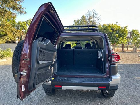 Used 2007 Toyota FJ Cruiser 4WD image 30