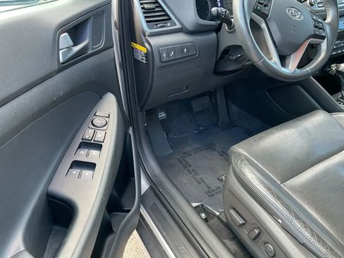 Used 2017 Hyundai Tucson SE Plus image 20