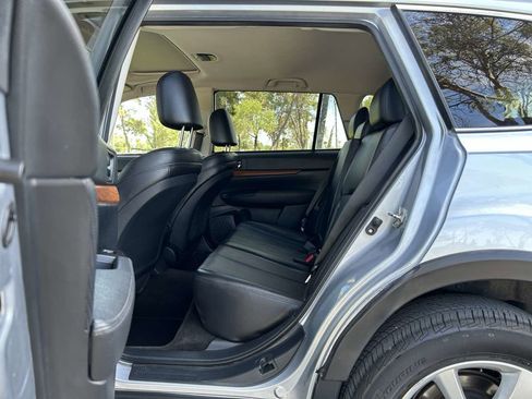 Used 2014 Subaru Outback 2.5i Limited w/ Moonroof Package image 21