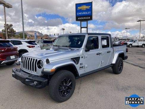 Used 2023 Jeep Gladiator Sport image 1