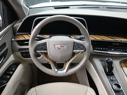 Used 2023 Cadillac Escalade Sport Platinum image 24