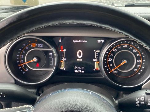 Used 2020 Jeep Wrangler Unlimited Sahara w/ Cold Weather Group AWD/4WD image 19