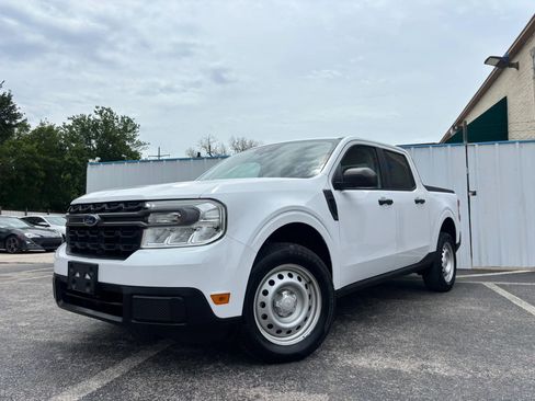 Used 2022 Ford Maverick XL FWD image 1