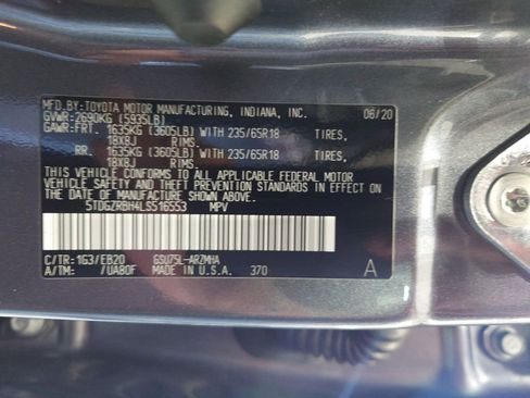 Used 2020 Toyota Highlander XLE AWD/4WD image 31