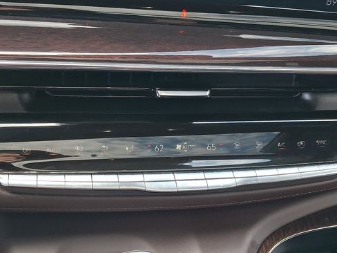 Certified 2023 Cadillac Escalade ESV Sport Platinum w/ LPO, ONYX Package AWD/4WD image 16