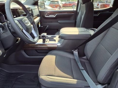 New 2026 GMC Sierra 1500 Elevation image 5