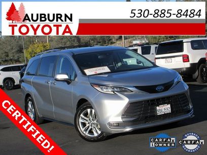 Certified 2022 Toyota Sienna Limited
