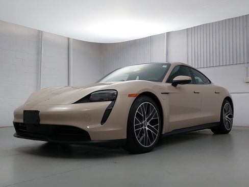 Used 2023 Porsche Taycan w/ Premium Package image 1