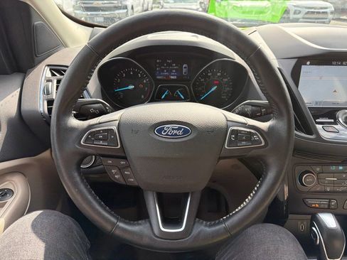 Used 2019 Ford Escape Titanium AWD/4WD image 12