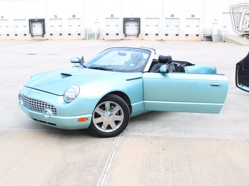 Used 2002 Ford Thunderbird RWD image 23