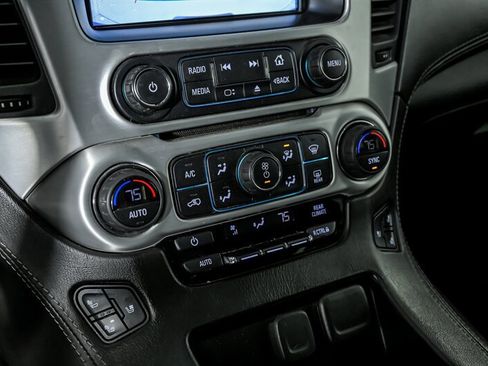Used 2020 GMC Yukon SLT AWD/4WD image 31