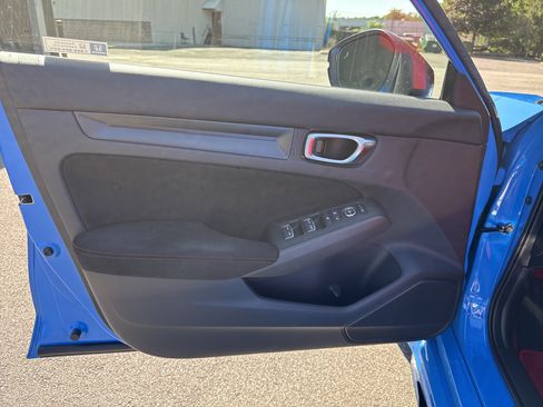 Used 2023 Honda Civic Type R image 17