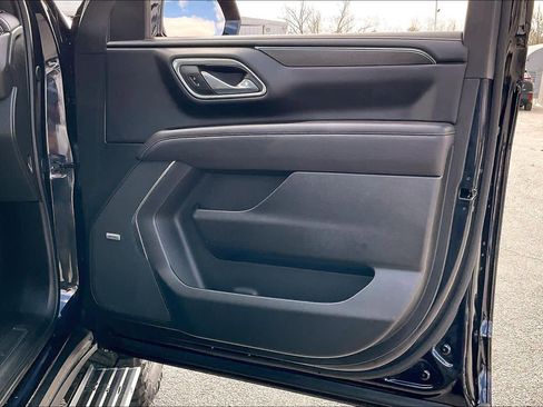 Used 2023 GMC Yukon XL AT4 w/ Max Trailering Package image 22