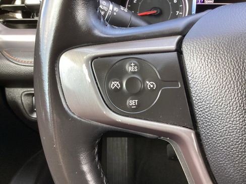 Used 2018 GMC Acadia SLT image 34