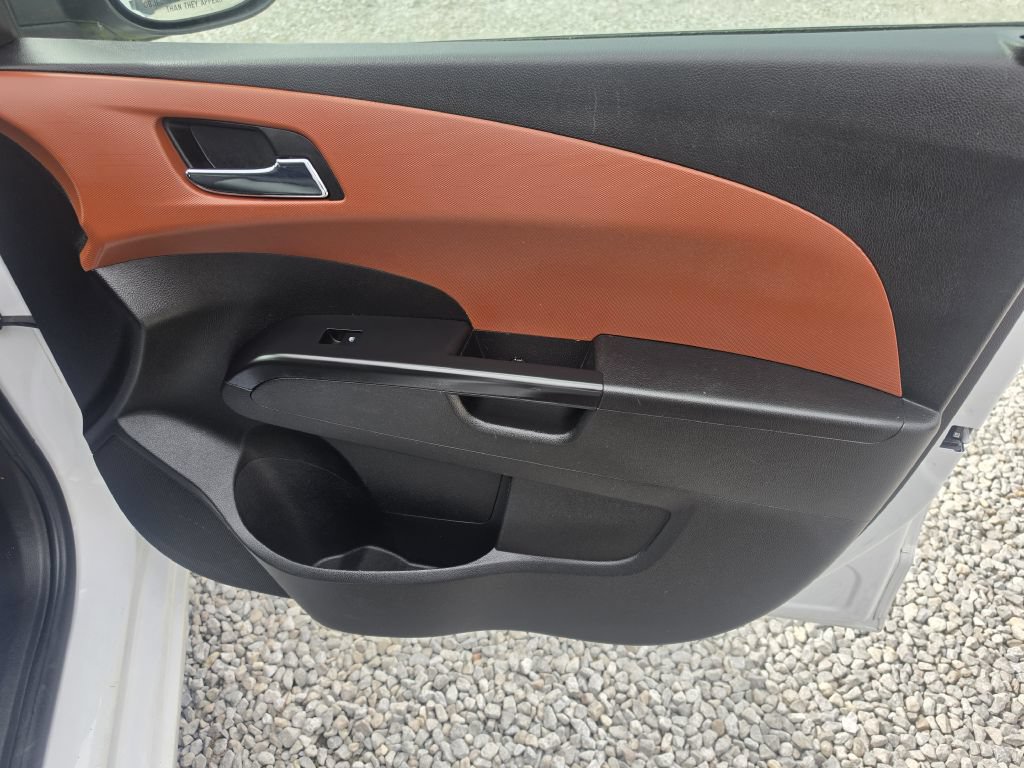 Used 2014 Chevrolet Sonic LTZ FWD image 21