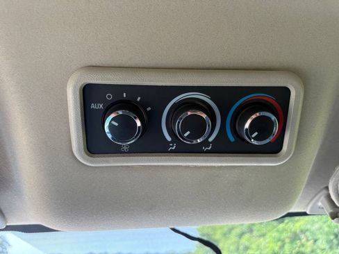 Used 2023 Chevrolet Express 3500 LS RWD image 29