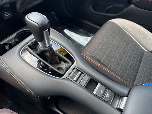Certified 2024 Honda HR-V Sport image 25