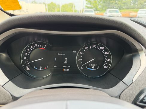 Used 2020 Lincoln MKZ FWD image 38