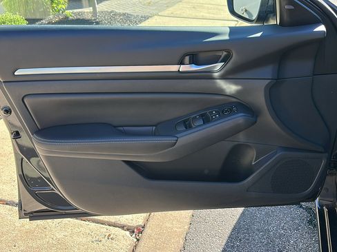 Certified 2022 Nissan Altima 2.5 SV image 14