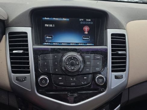 Used 2014 Chevrolet Cruze Diesel image 43