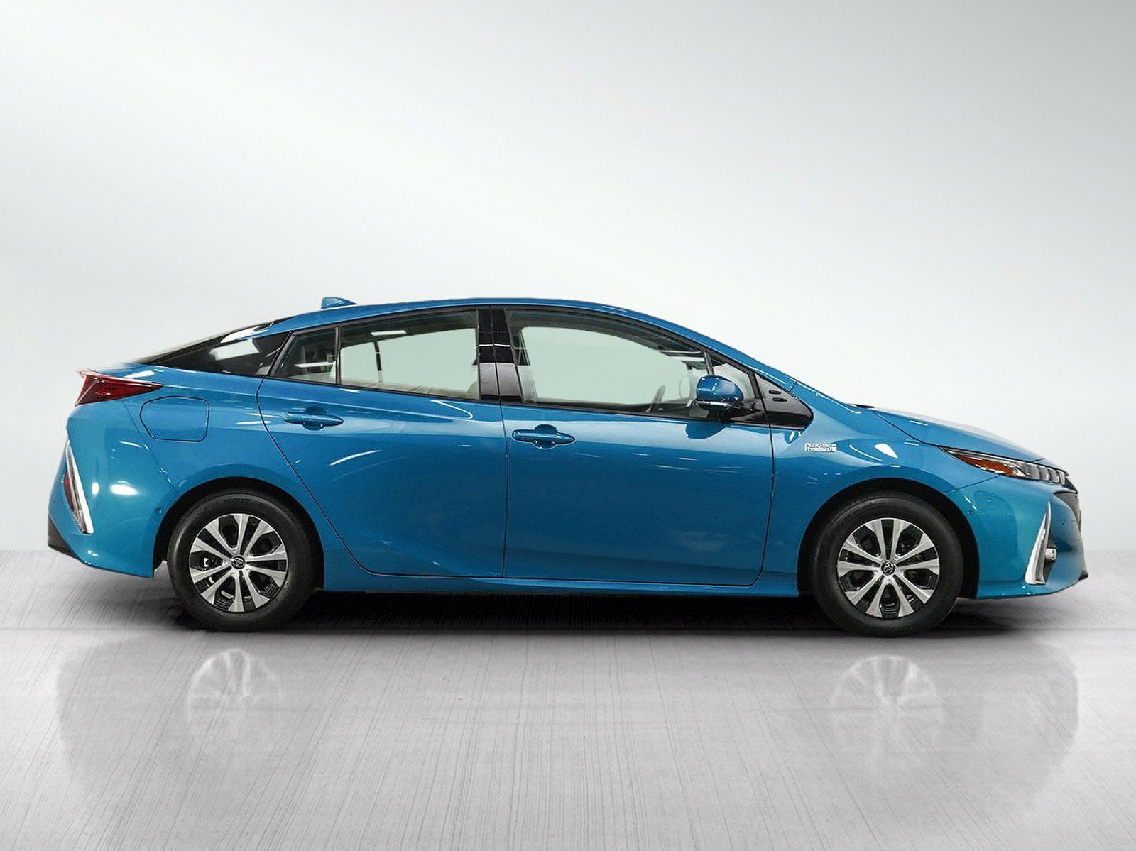 Used 2020 Toyota Prius Prime Limited FWD image 6