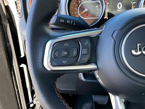 Certified 2023 Jeep Gladiator Mojave w/ Trailer Tow Package image 28