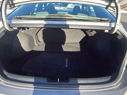 Used 2024 Hyundai Elantra SEL image 20