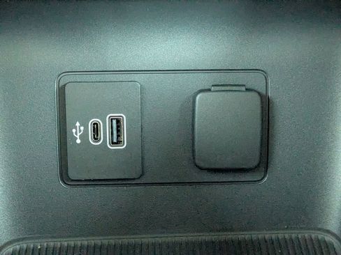 New 2026 Ford Explorer Active w/ Active Comfort Package image 28