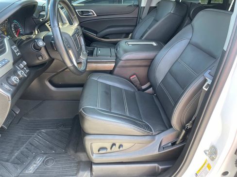 Used 2019 GMC Yukon Denali w/ Denali Ultimate Package AWD/4WD image 18