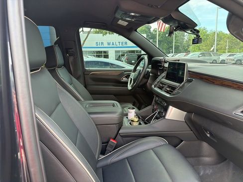 Used 2024 Chevrolet Tahoe Premier AWD/4WD image 40
