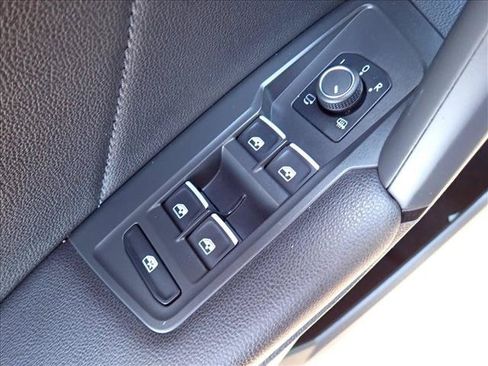 Used 2019 Volkswagen Tiguan S AWD/4WD image 15